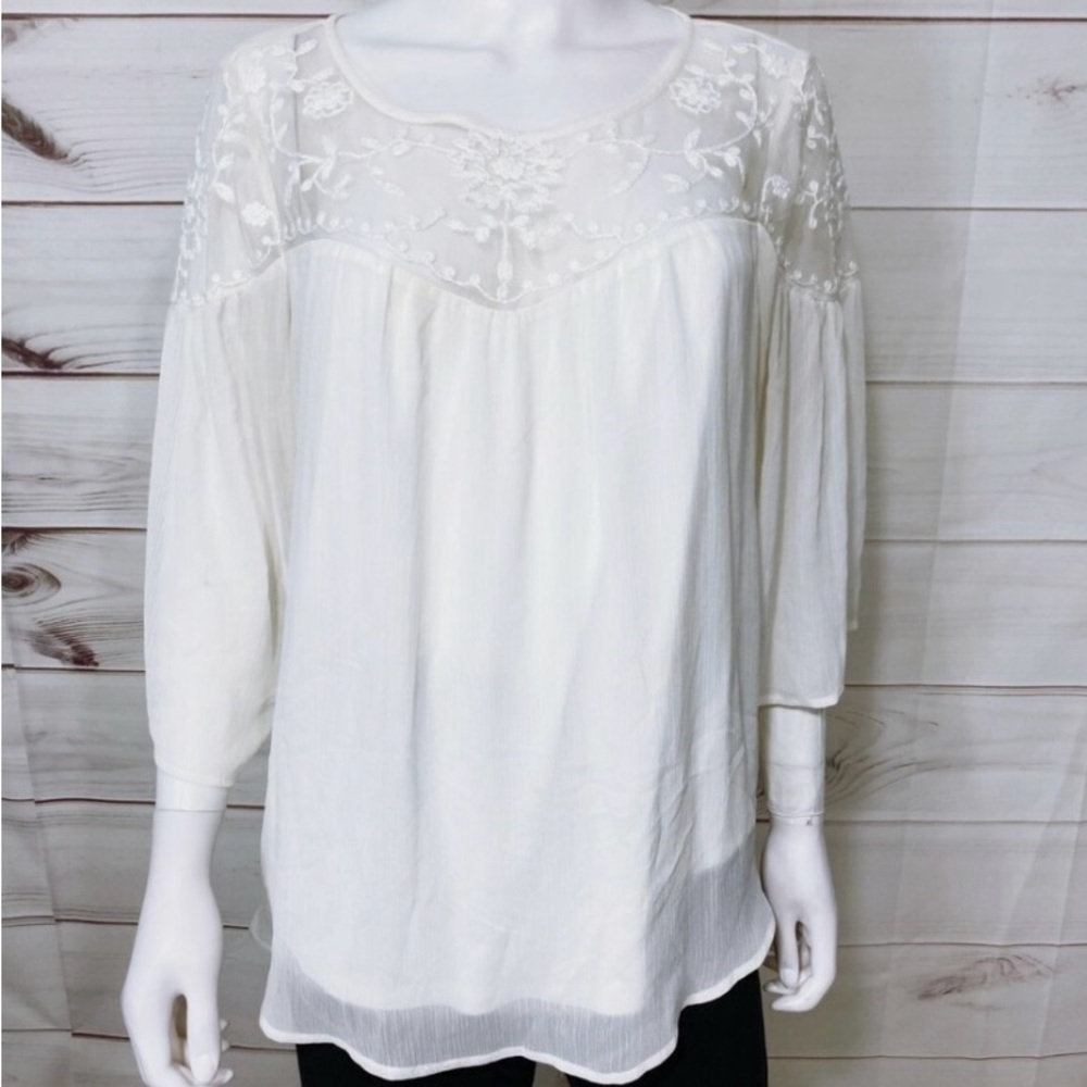 Torrid Womens Tunic Size 3 Ivory Embroidered Floral Round Neck 3/4 Sleeve Top